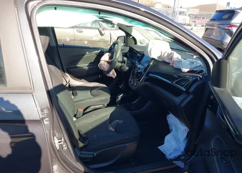 2021 Chevrolet Spark Fwd 1Lt Automatic from USA, damaged, VIN KL8CD6SA9MC743621